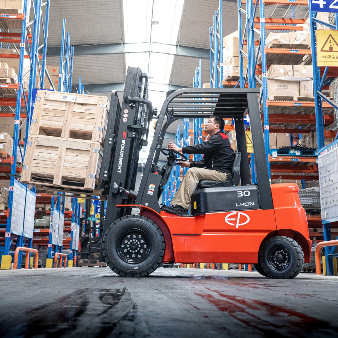 Chariot élévateur électrique 4 roues EFL252X3 - Image 12