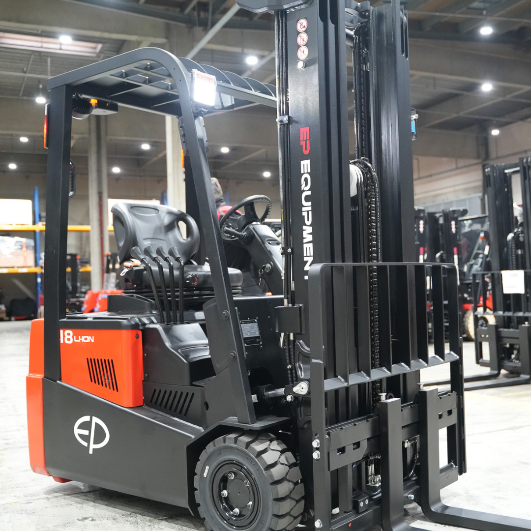 Chariot élévateur électrique lithium compact 3 roues 1500 kg CPD15TVL - Image 8