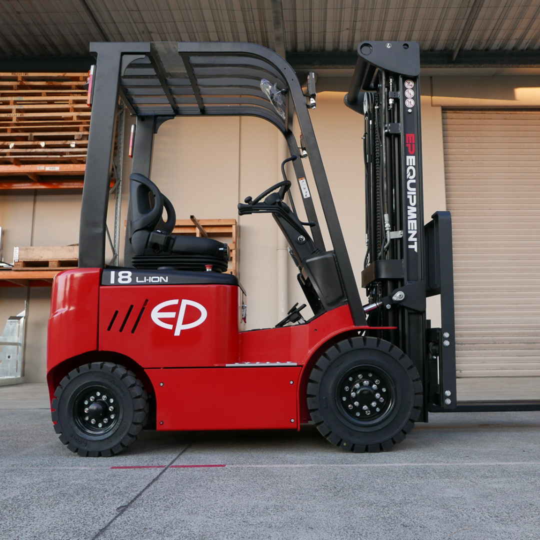 Chariot élévateur électrique compact à 4 roues 1800 kg EFL181 - Image 9