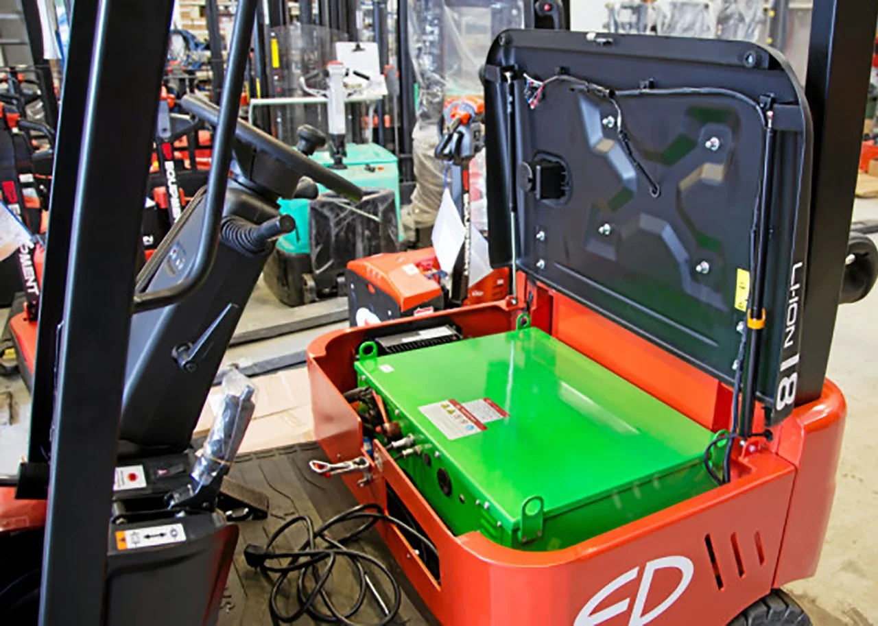 batterie au lithium d'un chariot élévateur électrique
