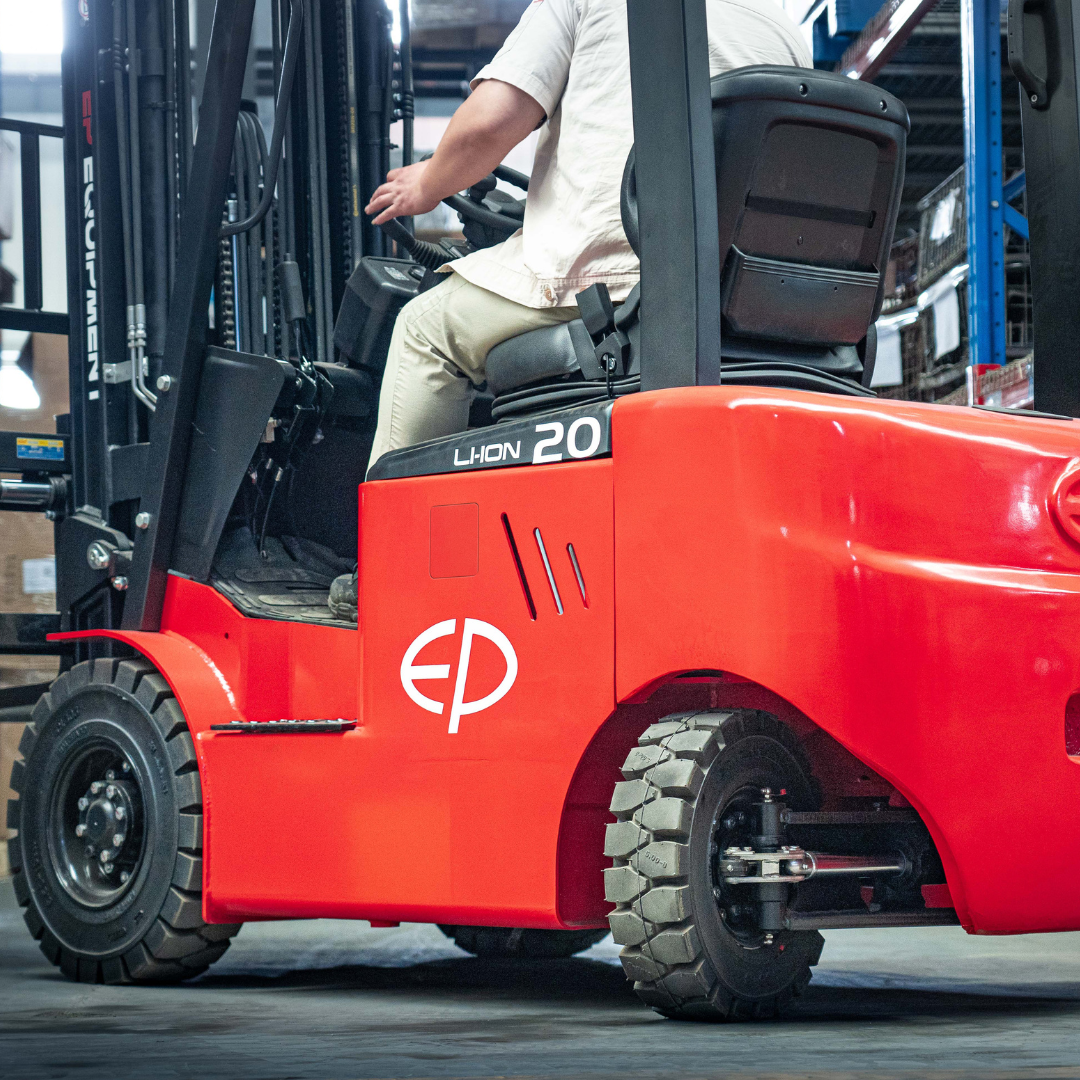 Chariot élévateur électrique compact à 4 roues 2000 kg EFL201 - Image 6