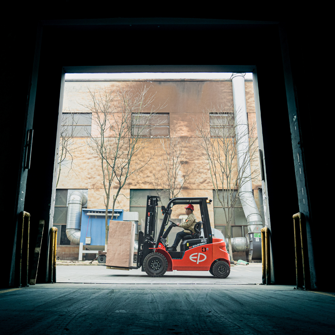 Chariot élévateur électrique 4 roues 2500kg EFL253 - Image 9