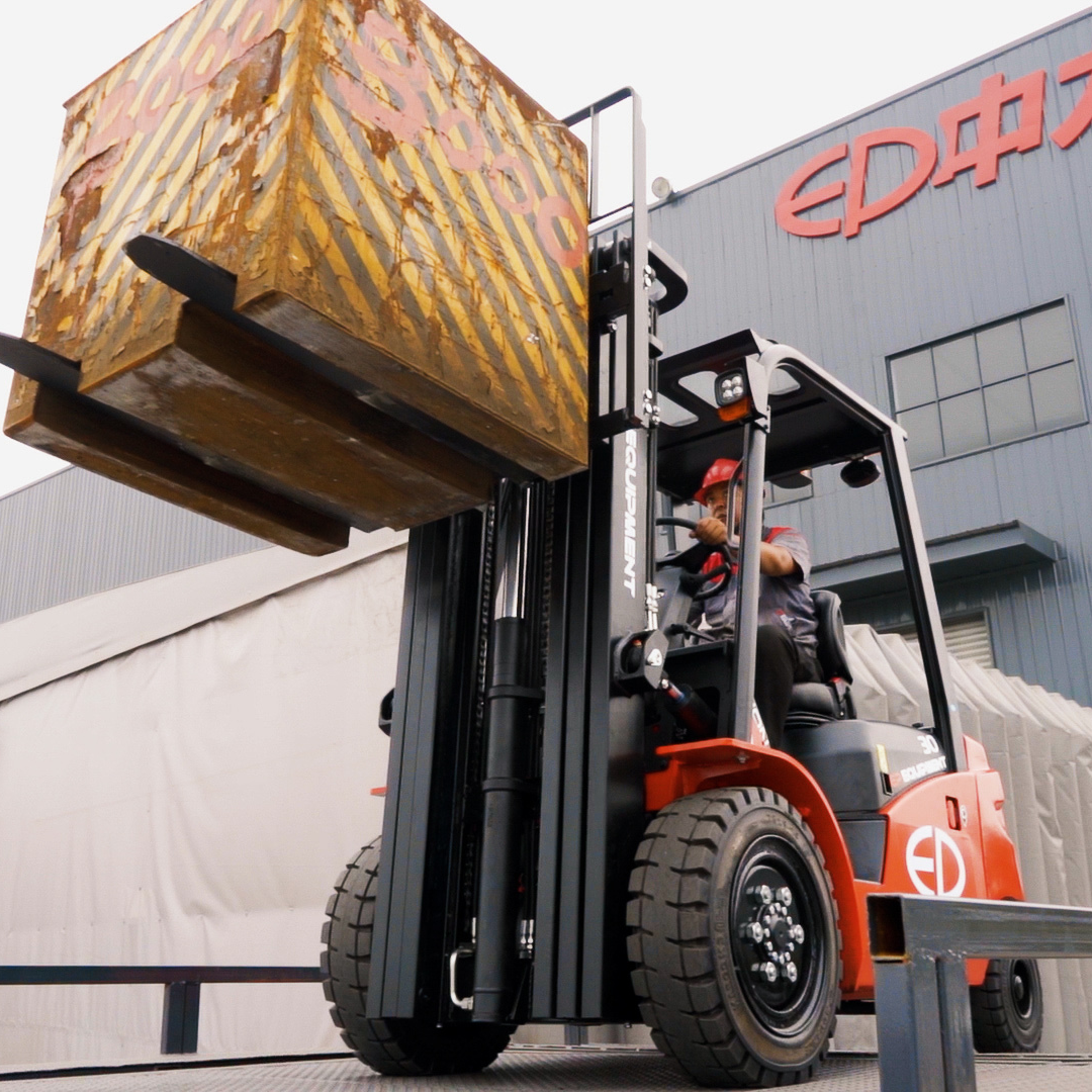 Chariot élévateur électrique 4 roues 3000kg EFL303 - Image 13