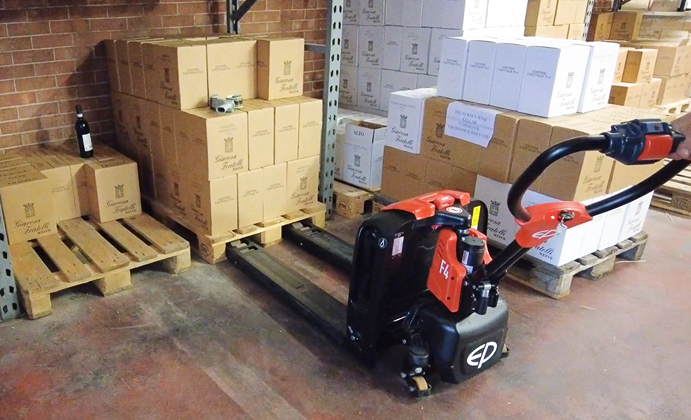 Transpalette électrique compact au lithium 1 500 kg F4 - Image 8