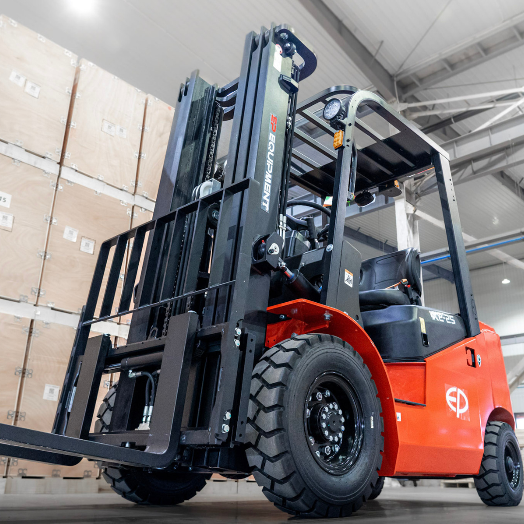 Chariot élévateur électrique