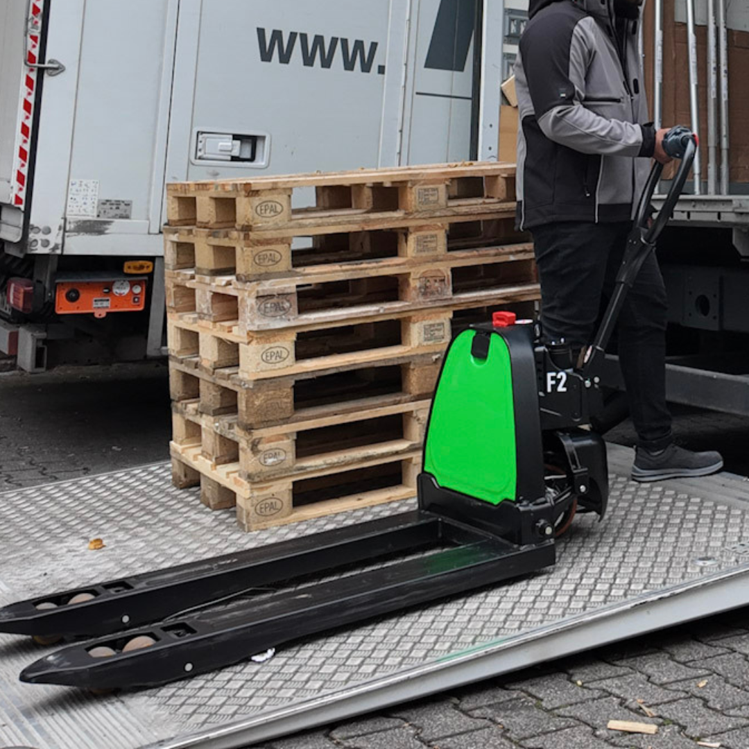 Transpalette électrique compact au lithium 1 500 kg F2 - Image 3
