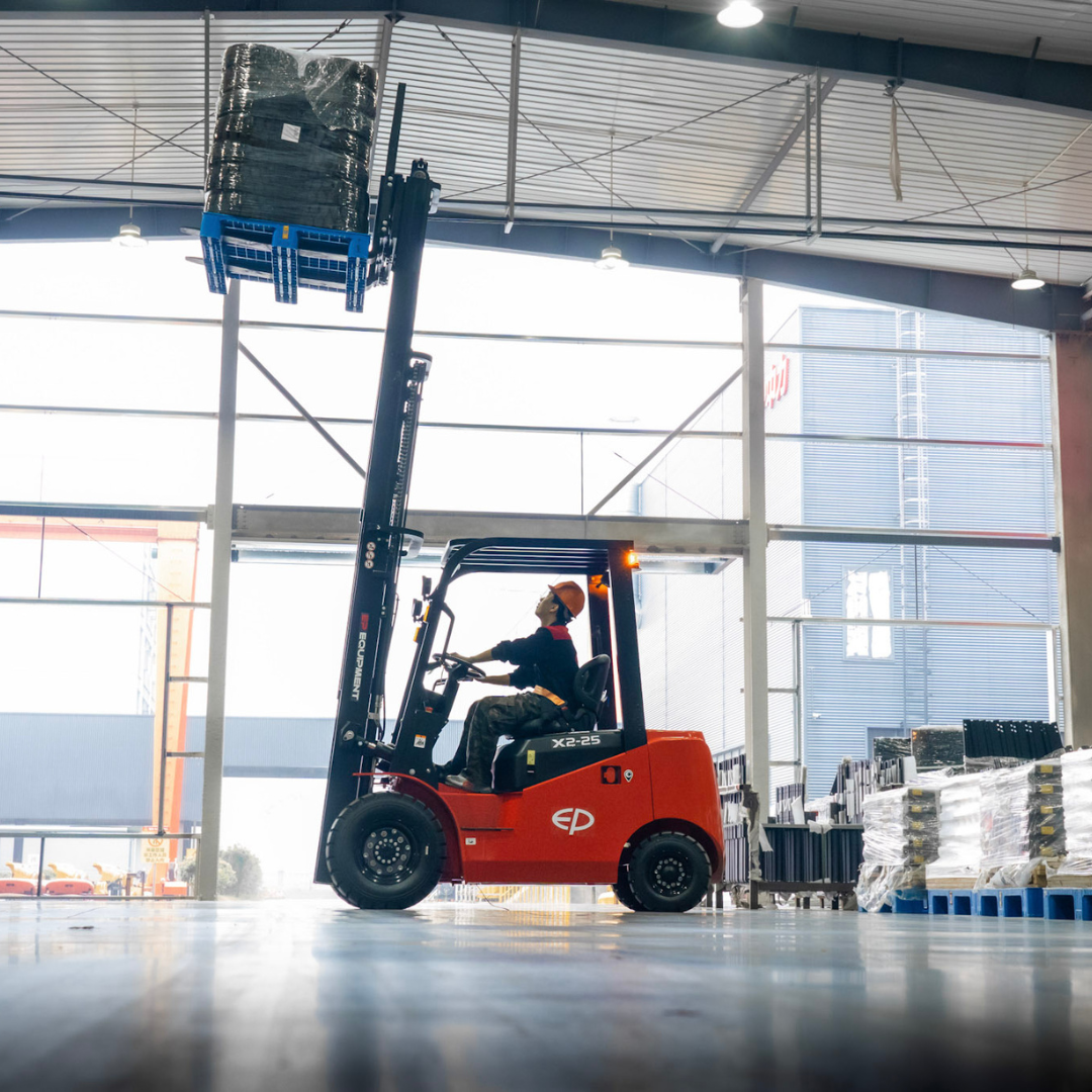 Chariot élévateur électrique