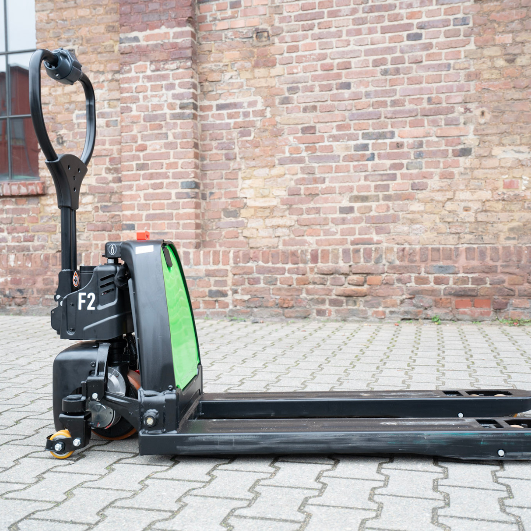 Transpalette électrique compact au lithium 1 500 kg F2 - Image 10