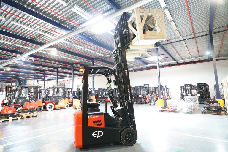 TVL151 3-Rad-Dualantrieb-Gegengewichtsstapler 1500kg