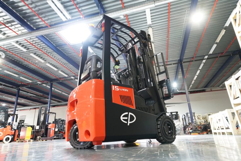 TVL151 3-Rad-Dualantrieb-Gegengewichtsstapler 1500kg